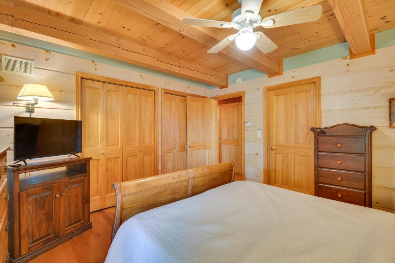 Warm And Cozy Clayton Cabin Near St Lawrence River! エクステリア 写真