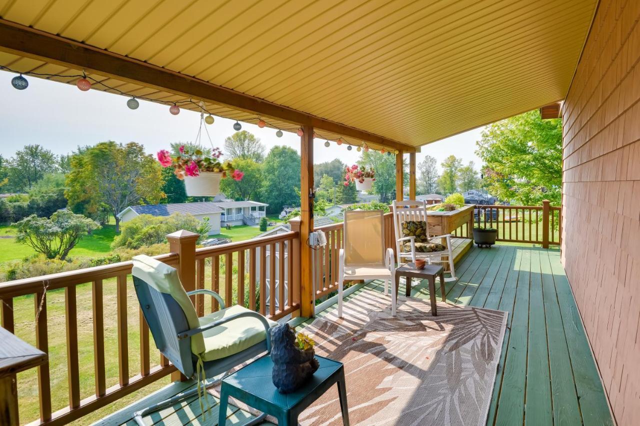 Warm And Cozy Clayton Cabin Near St Lawrence River! エクステリア 写真